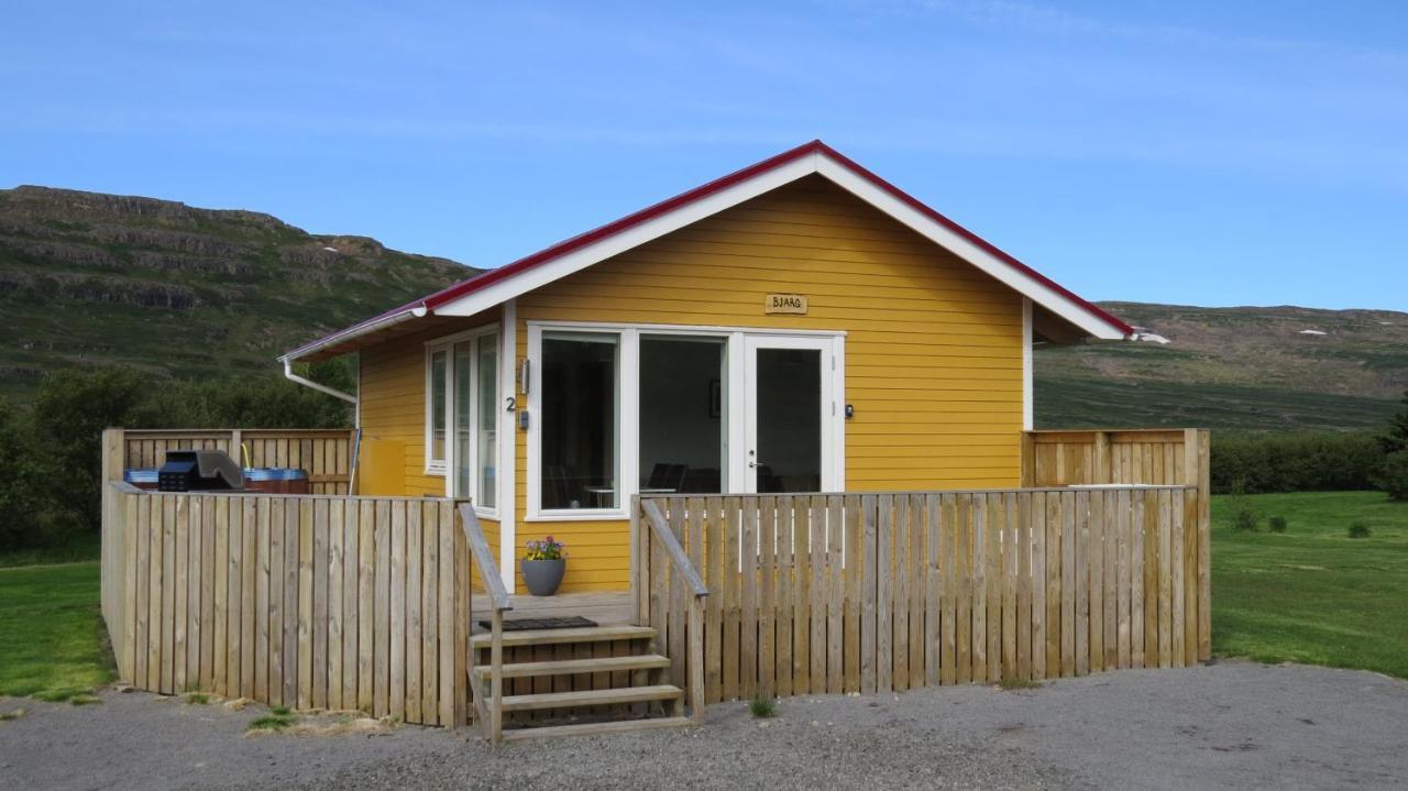 Hvammur 2 Bjarg With Private Hot Tub Drangsnes Extérieur photo